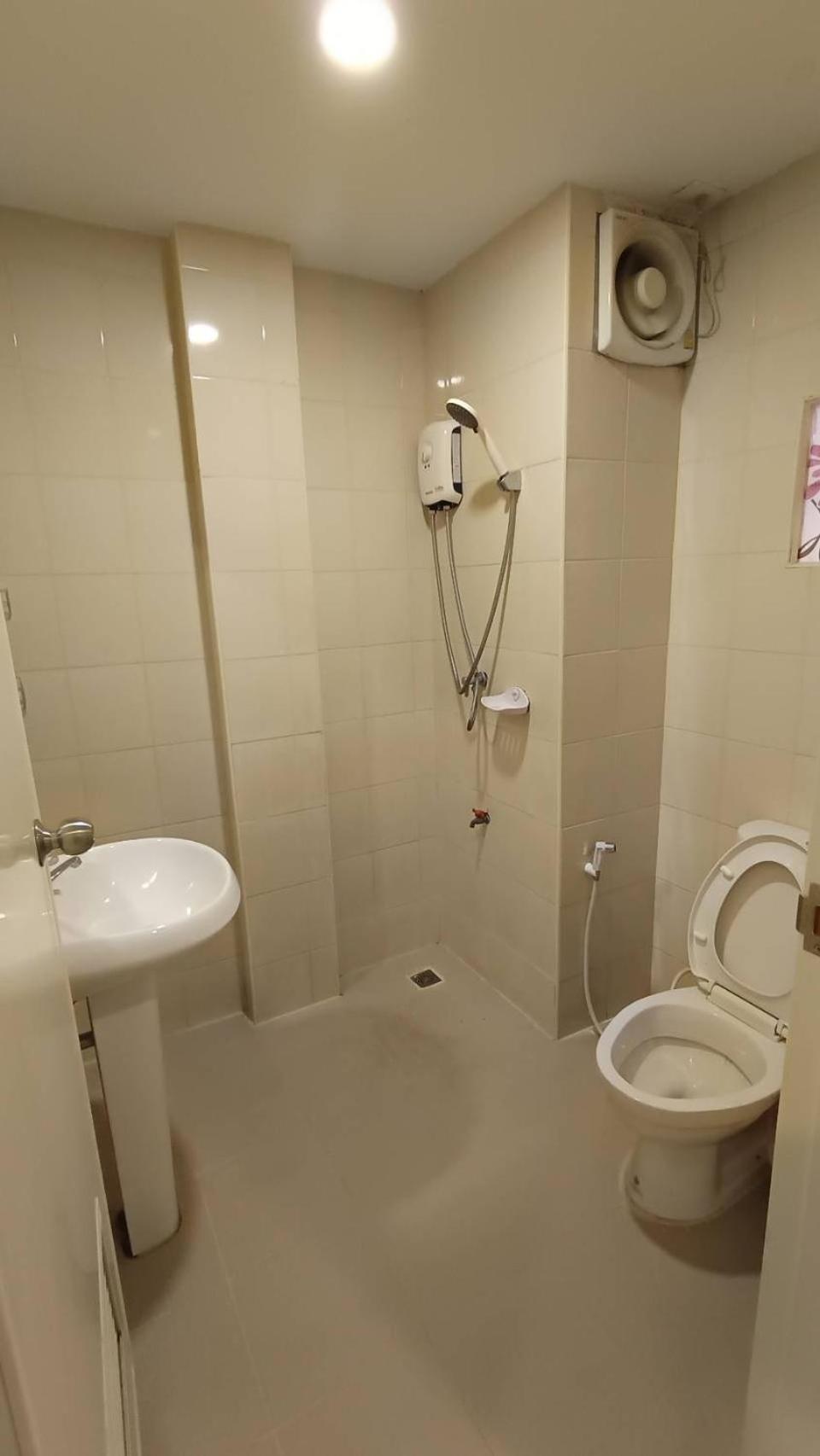 Ban Mae Boonthong Hotel Lampang Exterior photo