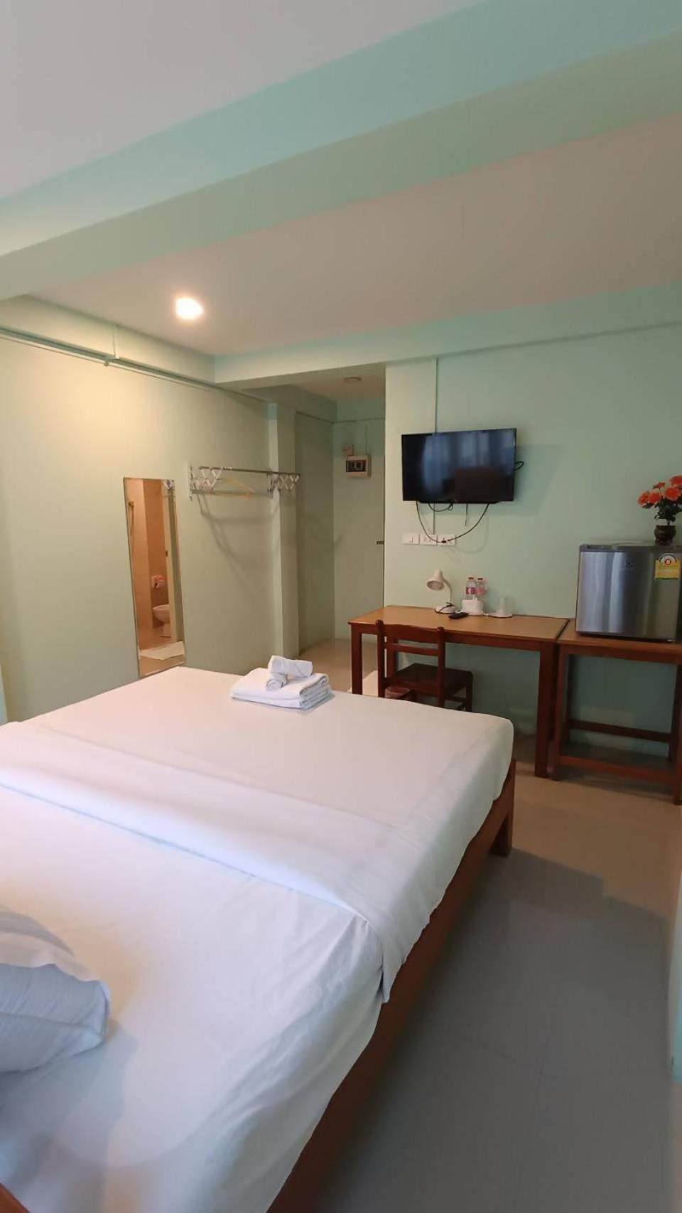 Ban Mae Boonthong Hotel Lampang Exterior photo