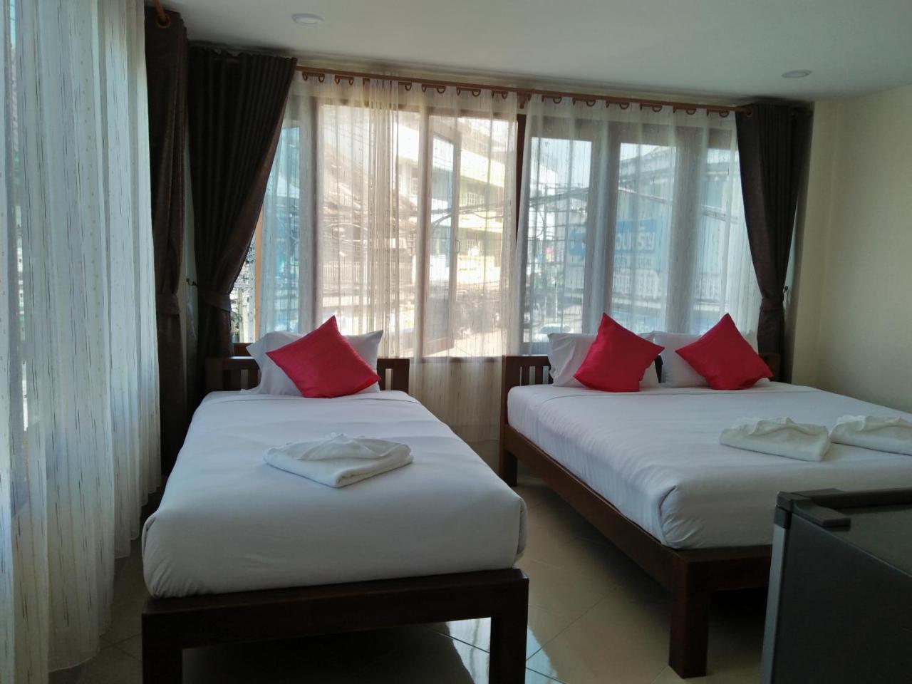 Ban Mae Boonthong Hotel Lampang Exterior photo