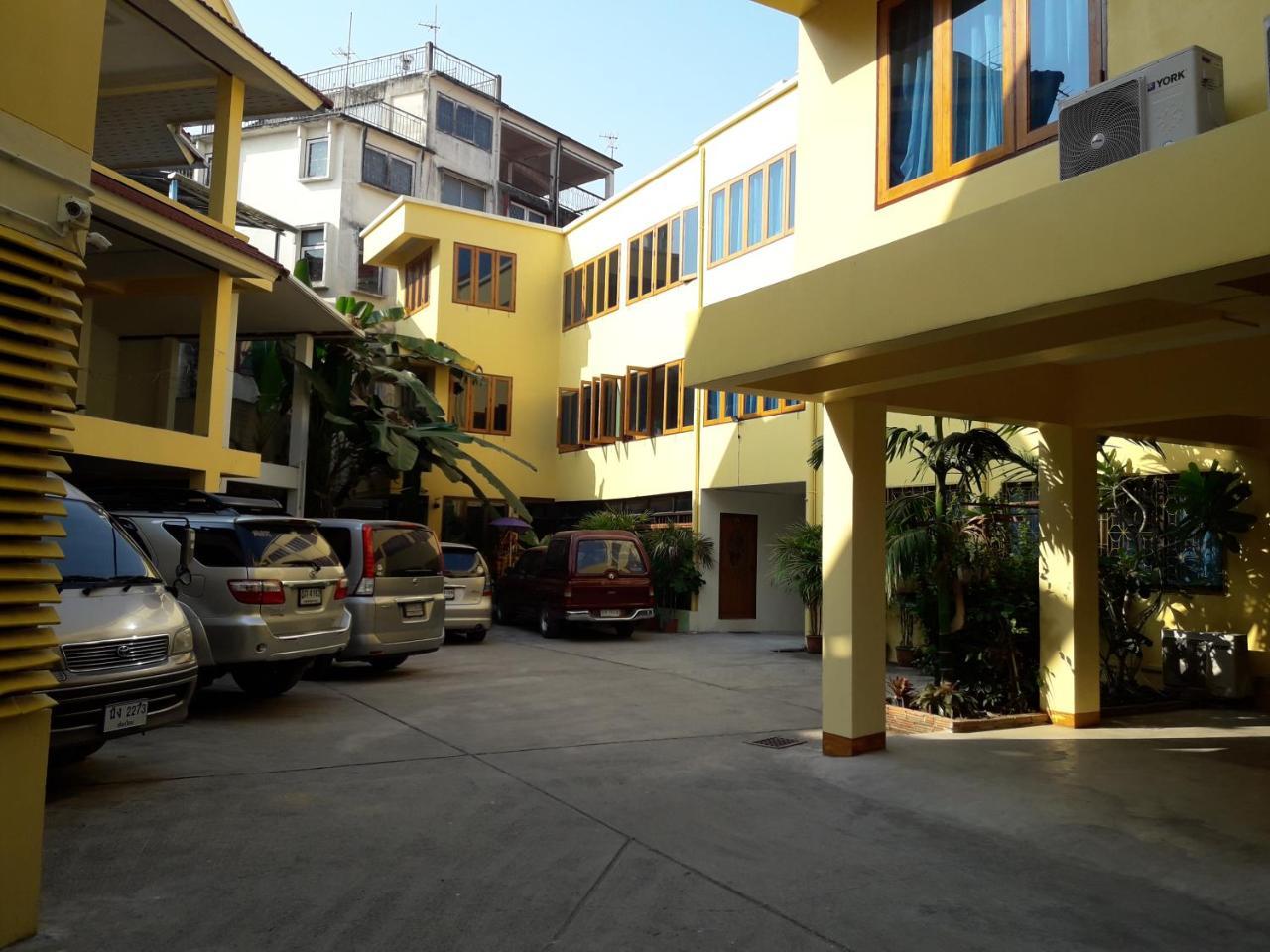 Ban Mae Boonthong Hotel Lampang Exterior photo