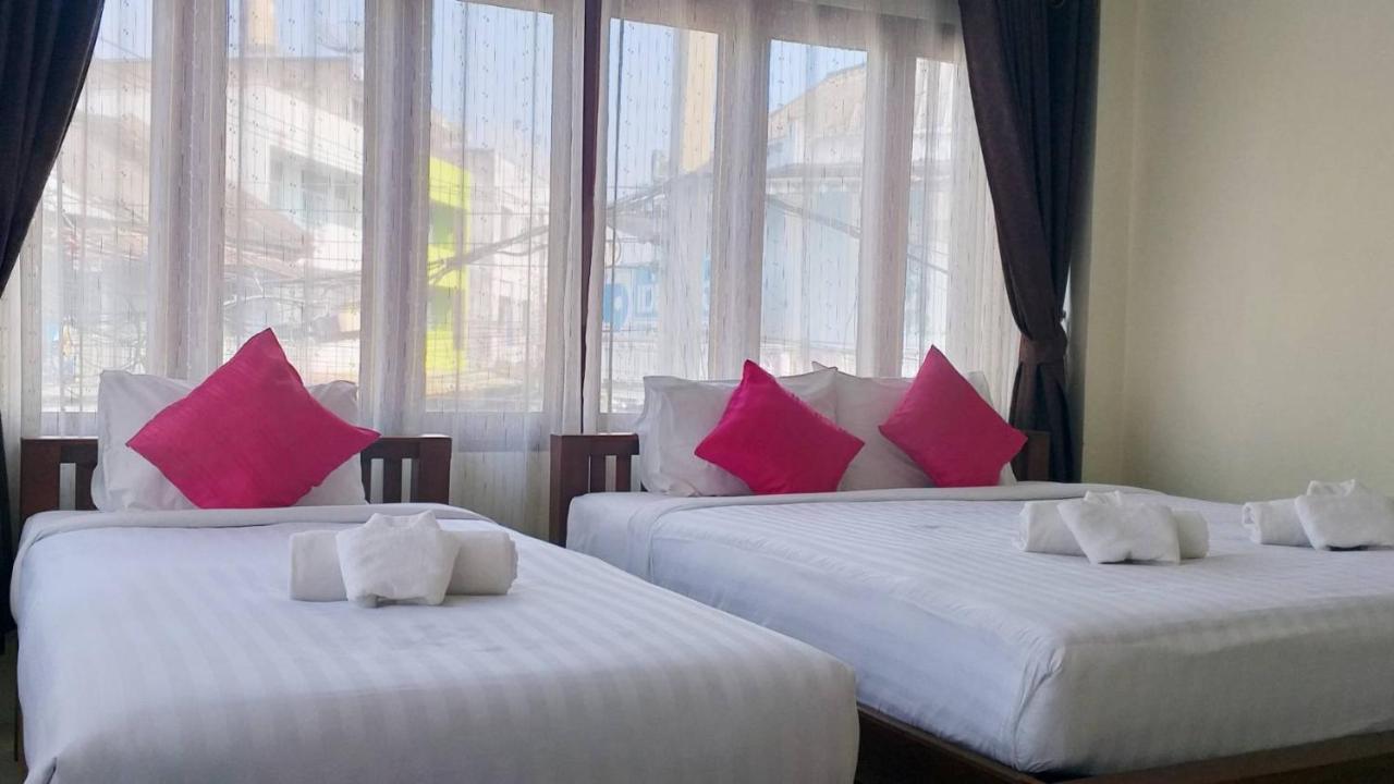 Ban Mae Boonthong Hotel Lampang Exterior photo