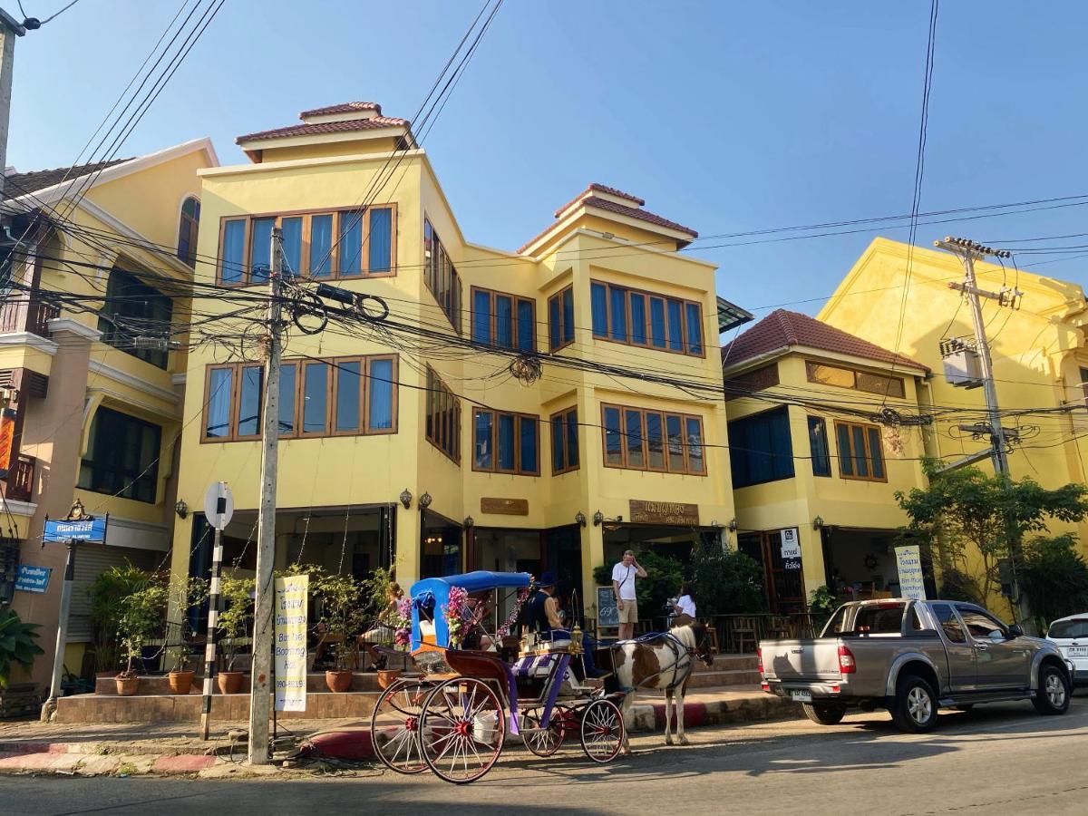 Ban Mae Boonthong Hotel Lampang Exterior photo