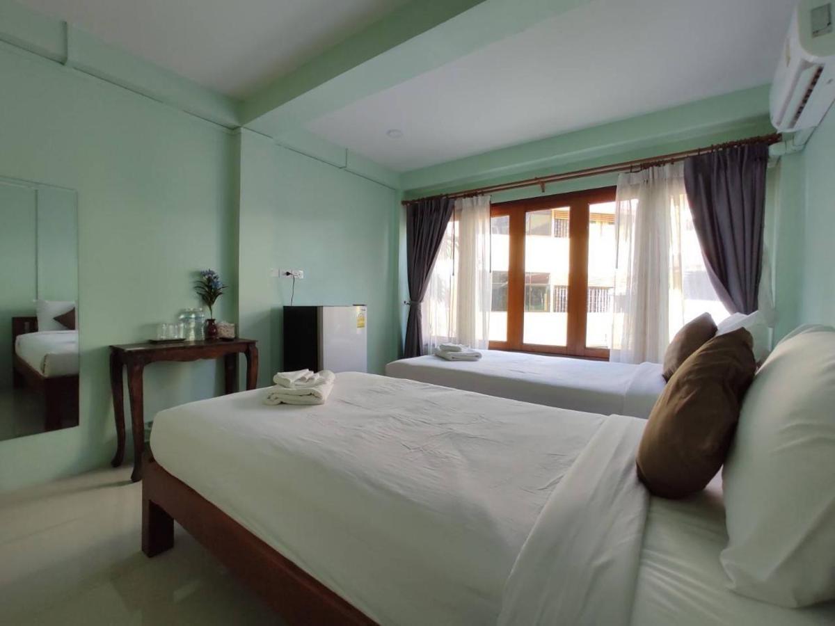 Ban Mae Boonthong Hotel Lampang Exterior photo